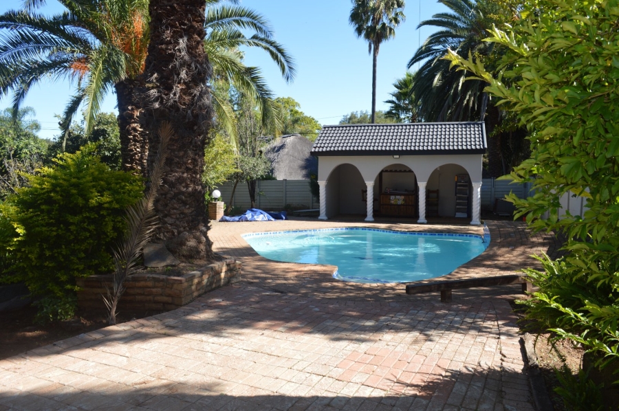 4 Bedroom Property for Sale in Flamwood North West